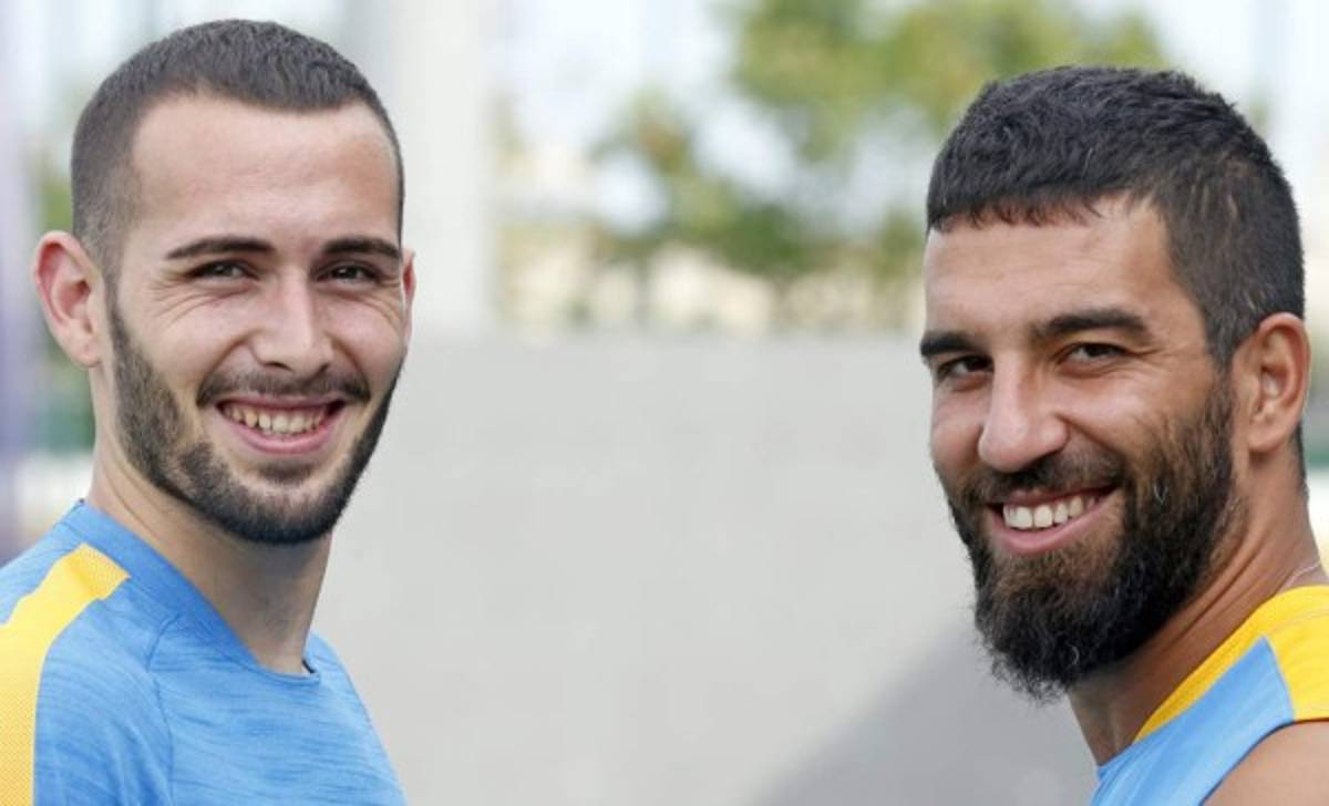 Arda Turan y Aleix Vidal debutarán ante RCD Espanyol en la Copa del Rey