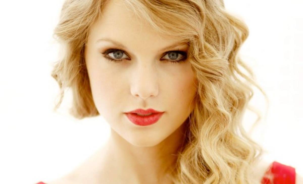 Taylor Swift quiere tener un juego como el de Kim Kardashian