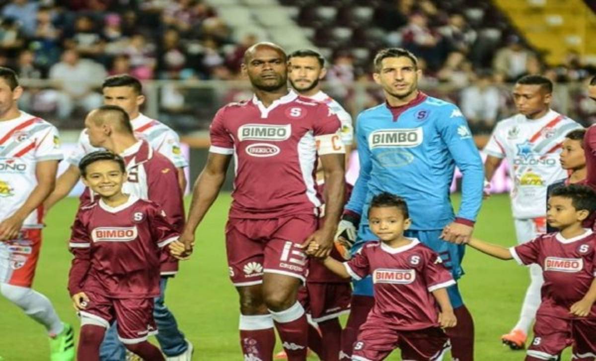 Watson: 'Machado es el jugador más entregado de Saprissa, su puesto no se negocia con nadie”