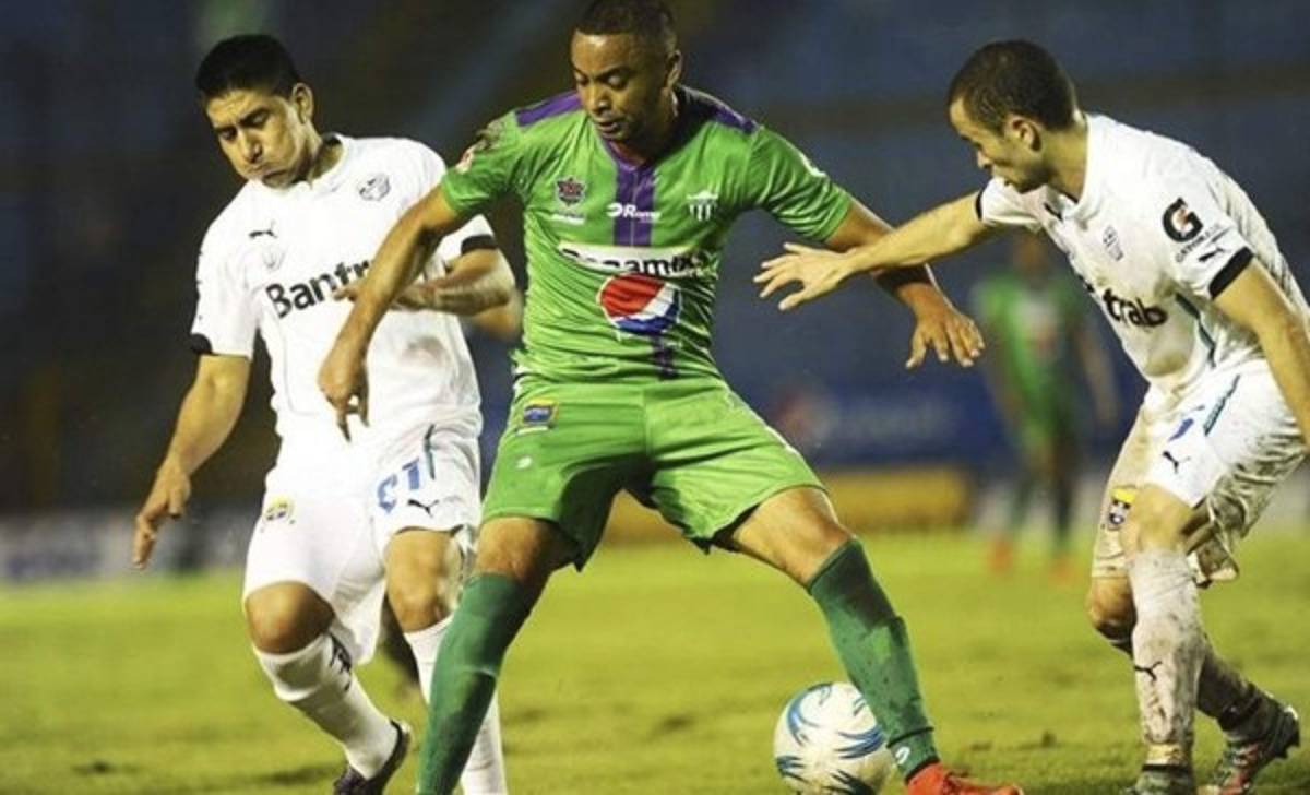 Dos mexicanos y un costarricense, entre los mejores en Guatemala.