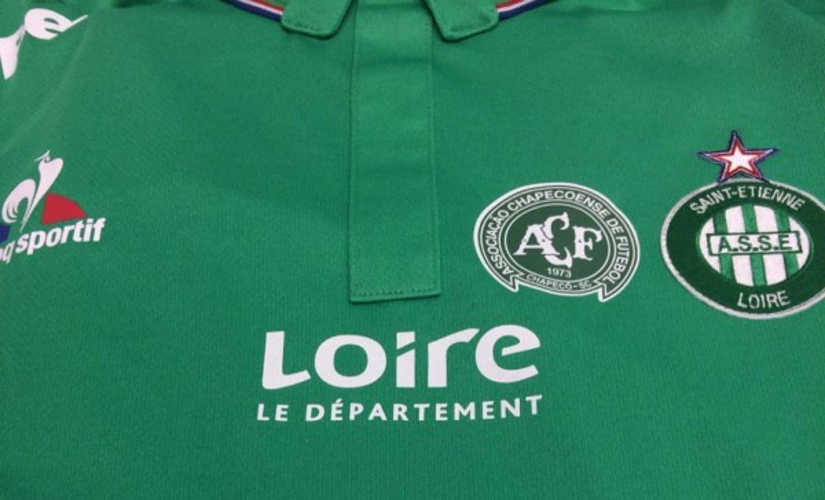 ¡Admirable! Las camisetas que homenajean al Chapecoense