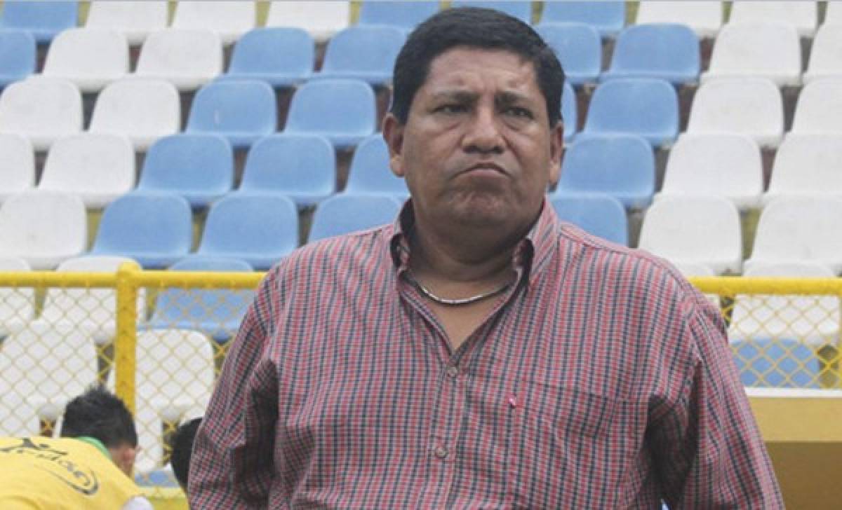 Otro técnico centroamericano renuncia a su cargo
