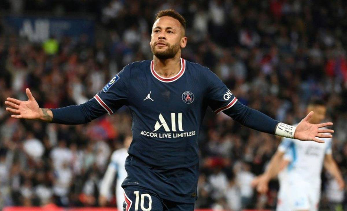 Mercado: El primer fichaje del PSG de Mbappé, revolución del Real Madrid y trueque brutal en Barcelona