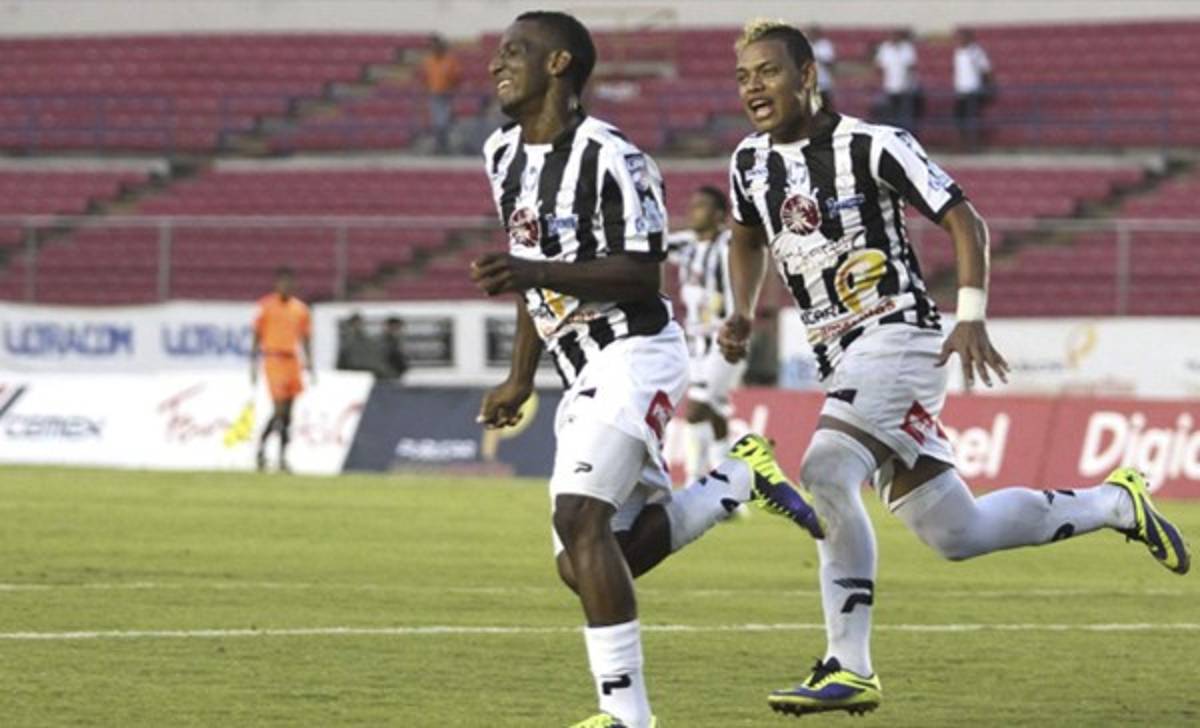 Nuevo legionario panameño fue presentado en el fútbol de Brasil