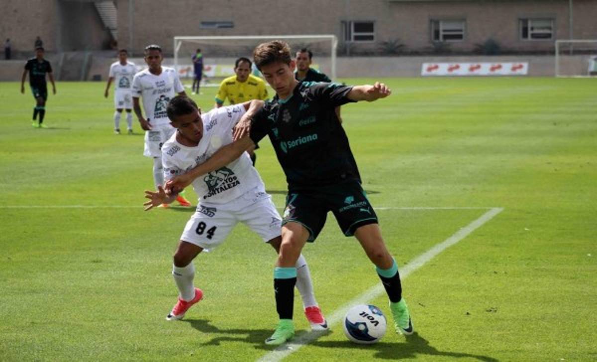 El Santos Laguna presta a dos jóvenes promesas a equipo tico