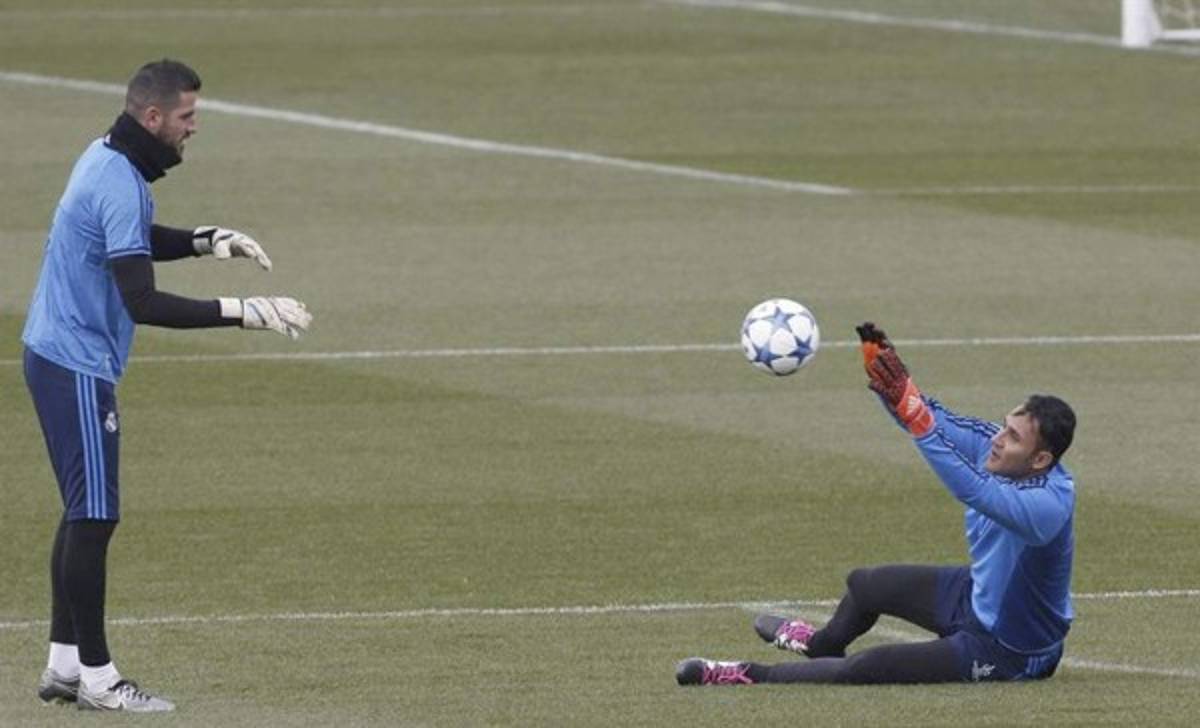 En España destacan el apoyo de Zidane a Keylor Navas