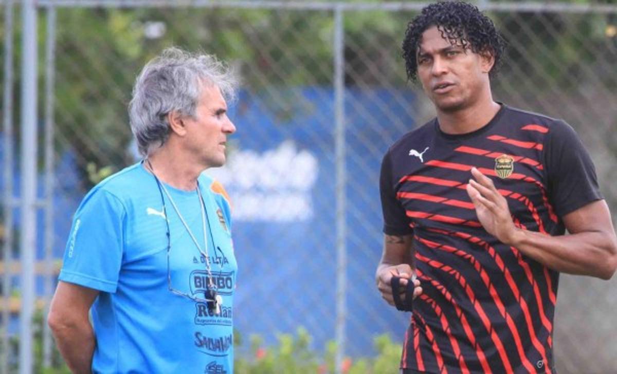 Real España comunica que no logró acuerdo con Carlo Costly
