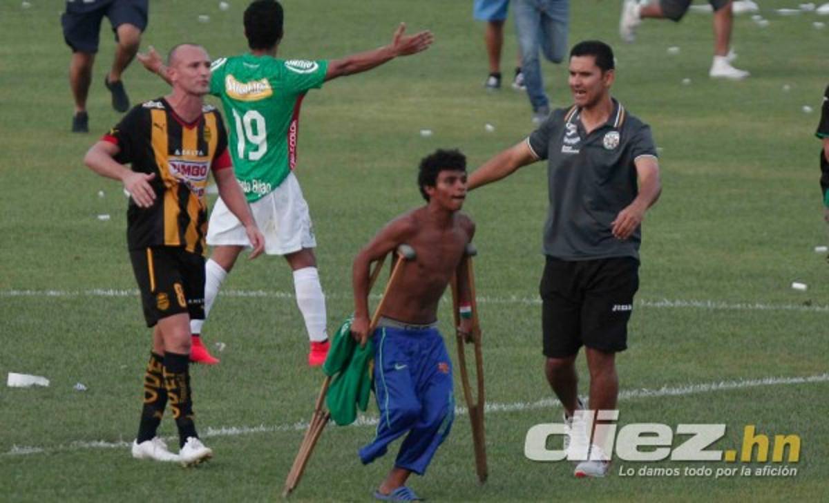 Vandalismo entre aficionados del Marathón y Real España