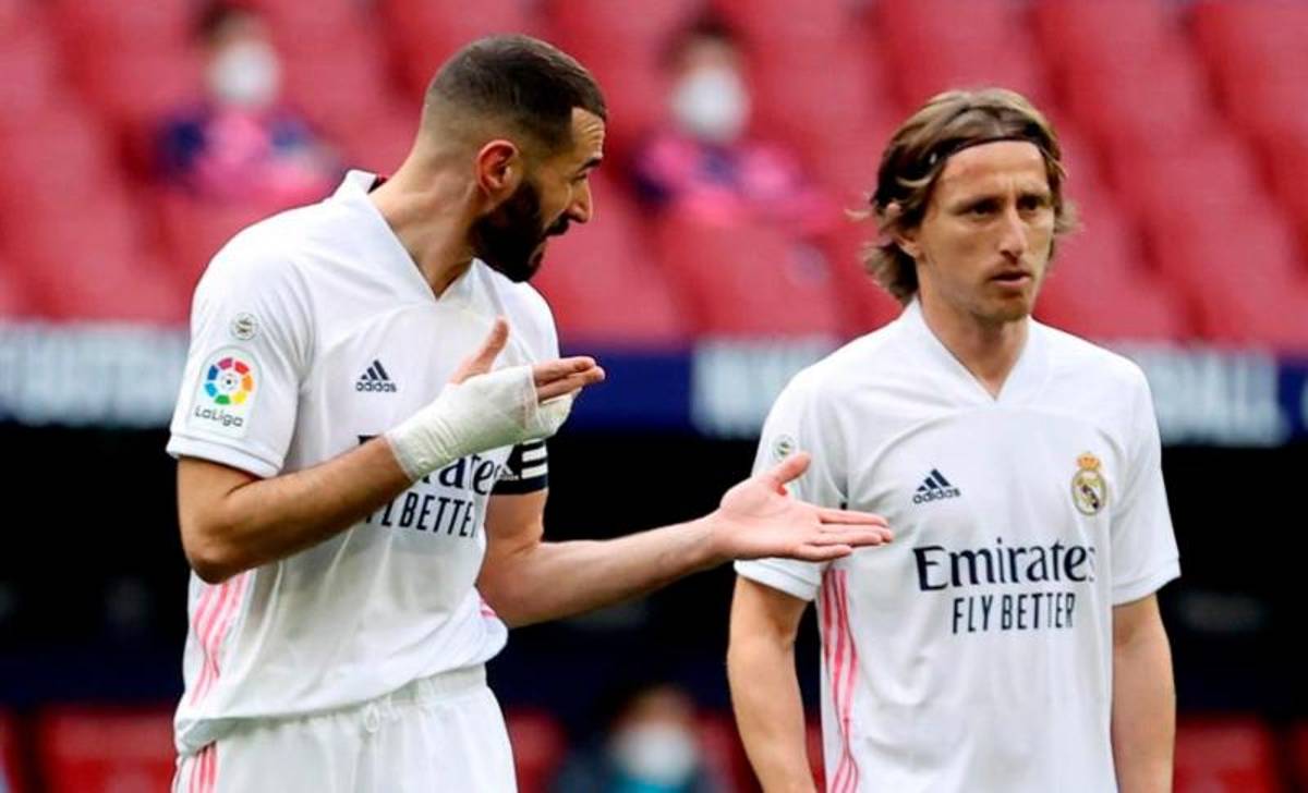 ¿Qué puesto ocuparía Benzema? El brutal 11 del Real Madrid para 2022 con Mbappé y Haaland en el equipo