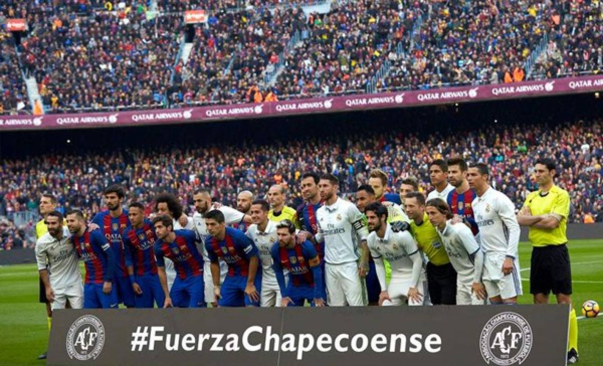Superestrellas del fútbol realizan homenaje al Chapecoense en diferentes ligas del mundo