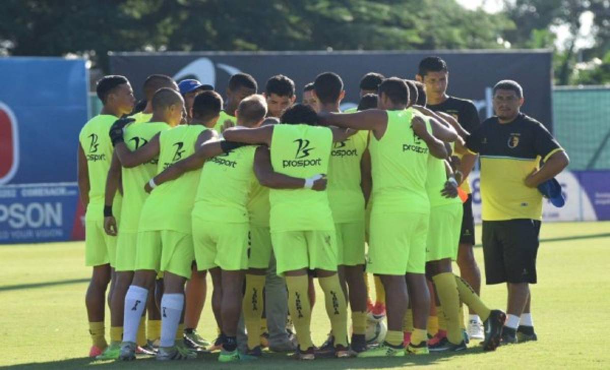 Equipo costarricense no entrena por atrasos salariales