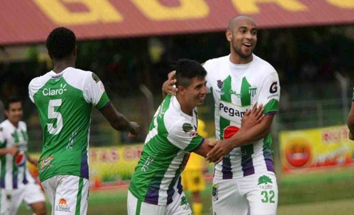 Antigua de Guatemala se refuerza con delantero argentino