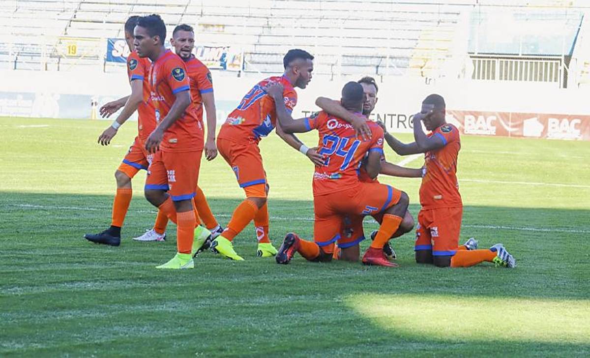 FICHAJES: Legionarios que cambiarán de club; Victoria anuncia baja de extranjero y “Machuca” será legionario