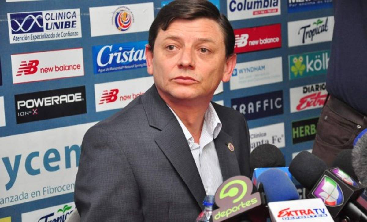 Federación de Costa Rica ya sabía que Blatter iba a renunciar