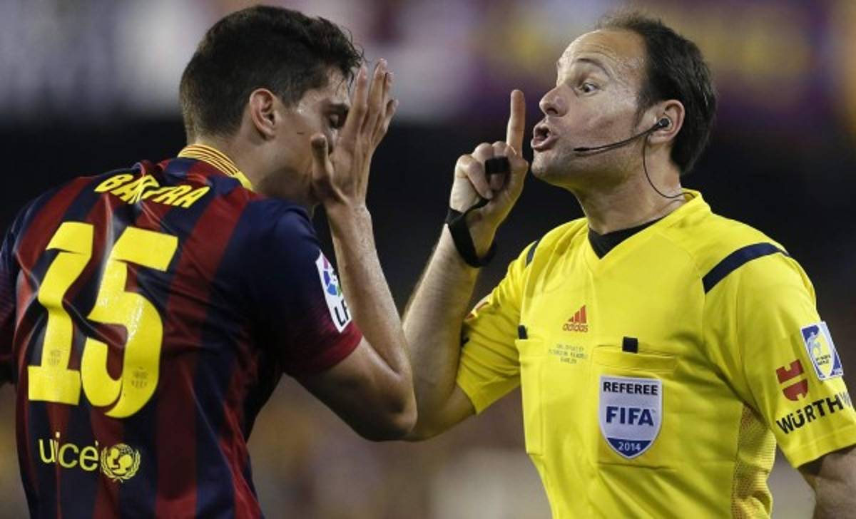 Mateu Lahoz, el árbitro polémico que dirige Barcelona vs Atlético de Madrid