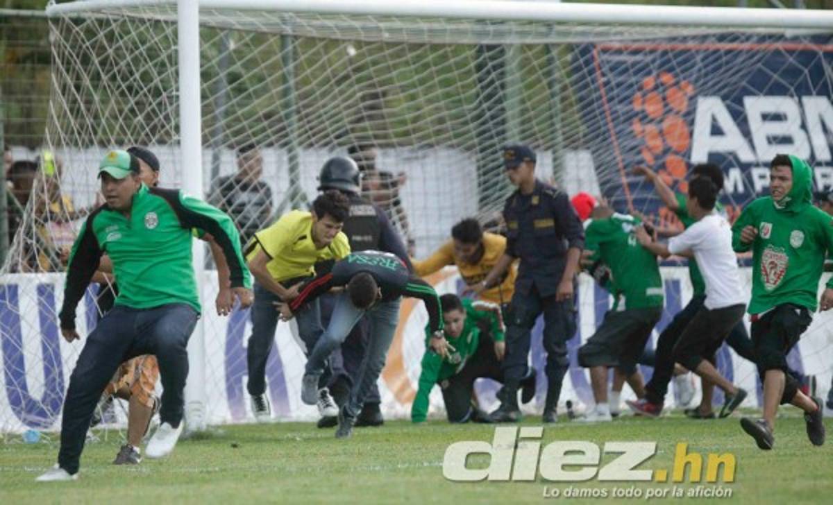 Vandalismo entre aficionados del Marathón y Real España