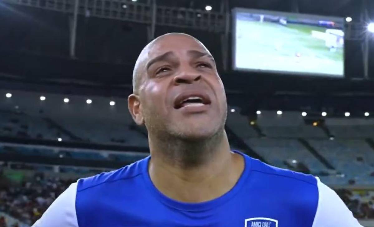 Así fue la despedida de Adriano: se ‘quiebra’ tras escuchar un mensaje de su padre fallecido y el reencuentro con Ronaldo