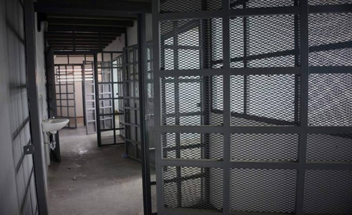 INFORME ESPECIAL: Así es la vida dentro de la nueva prisión de Honduras: El Pozo 3