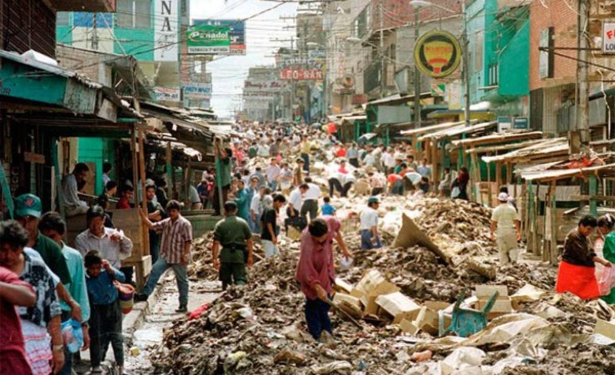 Tenebrosas fotos: Se cumplen 20 años del mortífero paso del Huracán Mitch por Honduras