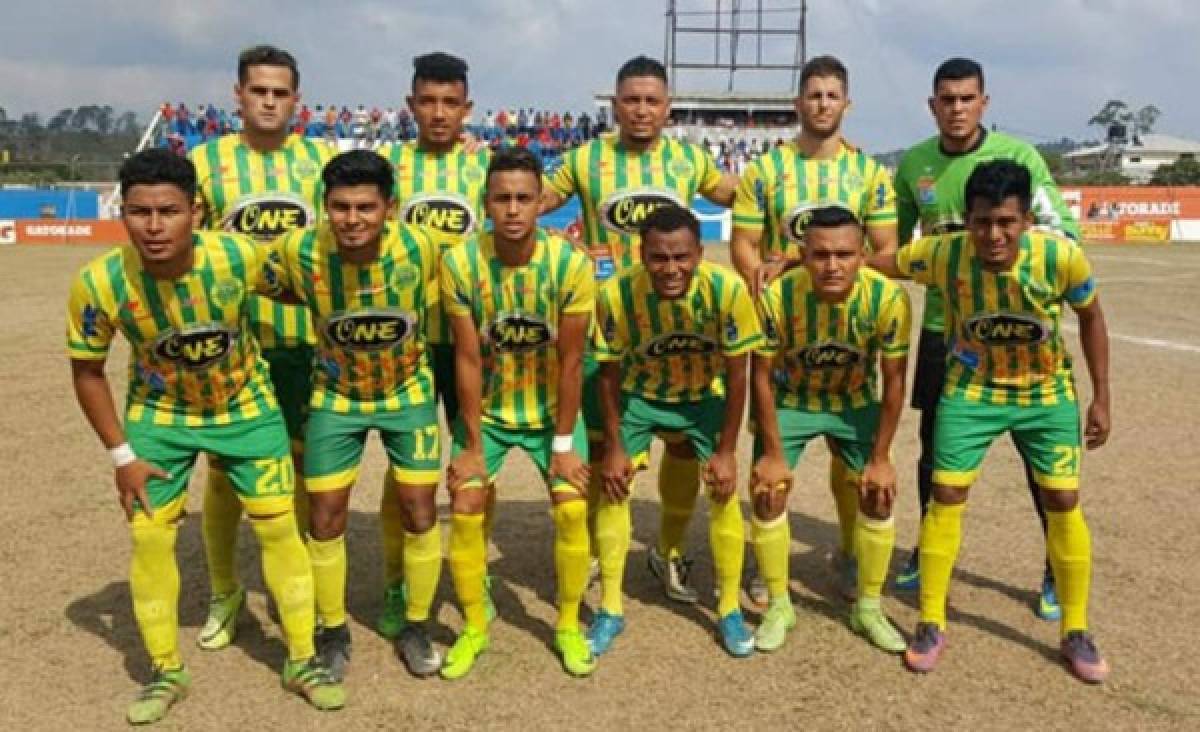 Con equipo de Honduras: Los 13 clubes con nombres más extraños del mundo