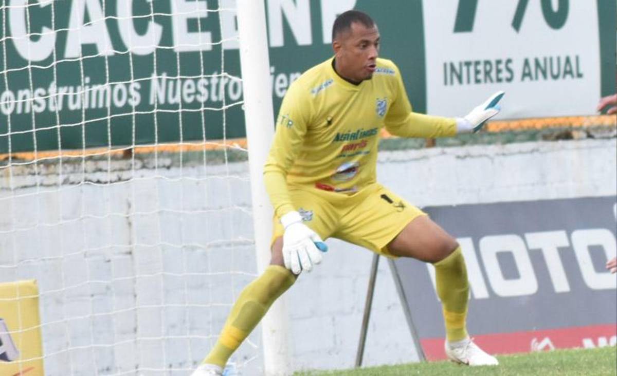 FICHAJES: Tres argentinos vienen a Honduras, Troglio cerca de San Lorenzo y Real España anuncia altas y bajas