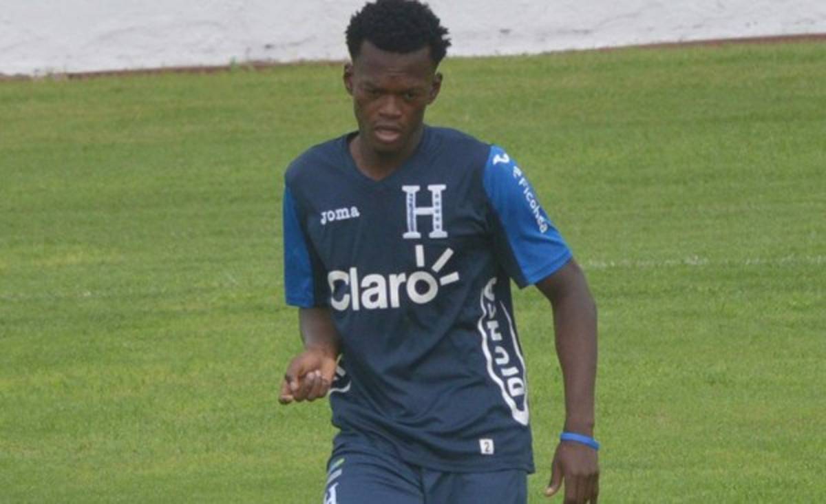¡VUELVEN! Así sería la primera convocatoria de Honduras con Carlos Tábora