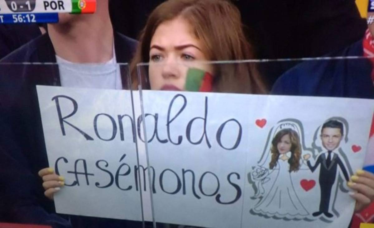 NO SE VIO EN TV: Le piden matrimonio a Cristiano en la Copa Confederaciones