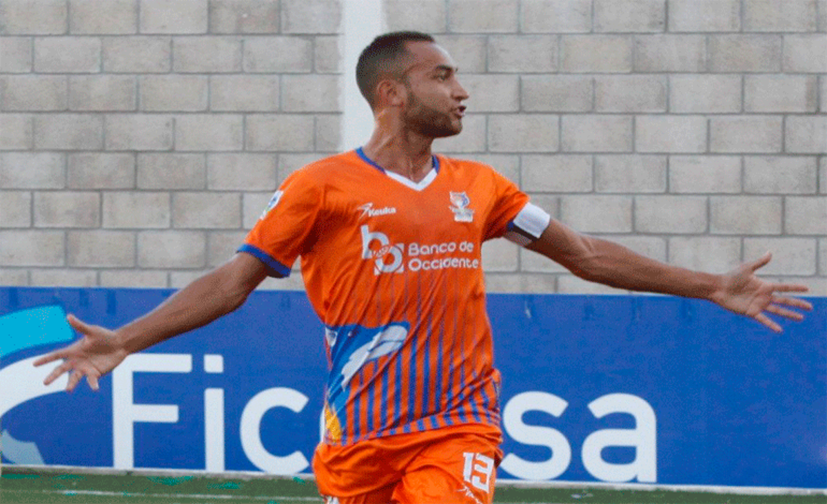 Fichajes Honduras: Baja en Olimpia, barridas en Real España y Marathón, agentes libres y el futuro de Troglio