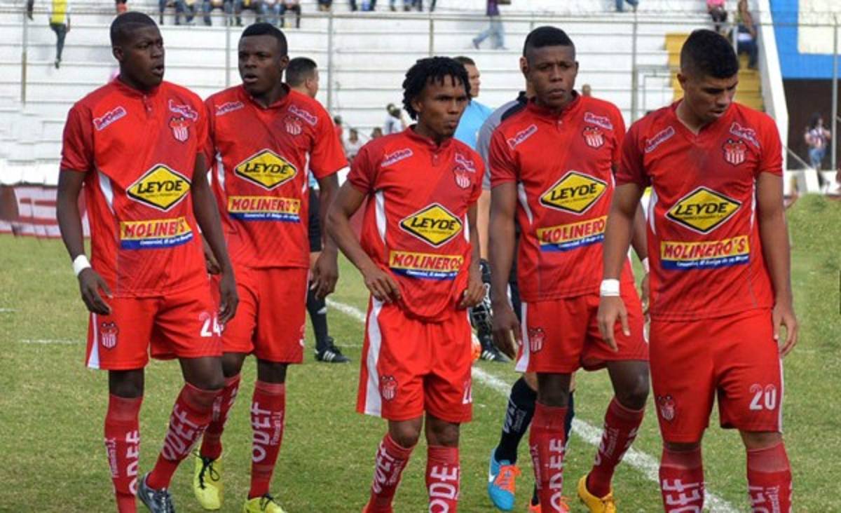 RUMORES/FICHAJES: La Liga se llenará de caribeños y el Honduras anuncia portero