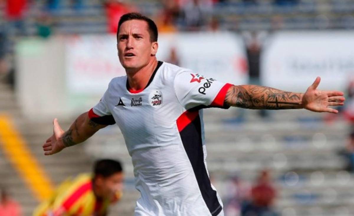 Liga MX fichajes: Raúl Jiménez con oferta de gigante europeo, Chivas prepara bombazo y Nailea Vidrio cambia de club