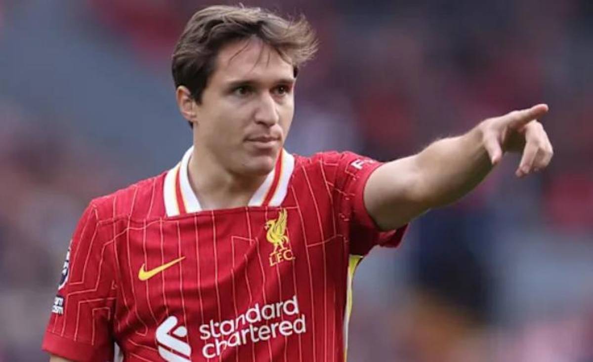 Hansi Flick lo borró del Barça y Neymar sacude el mercado; sorpresiva salida en PSG y Raúl Asencio es noticia