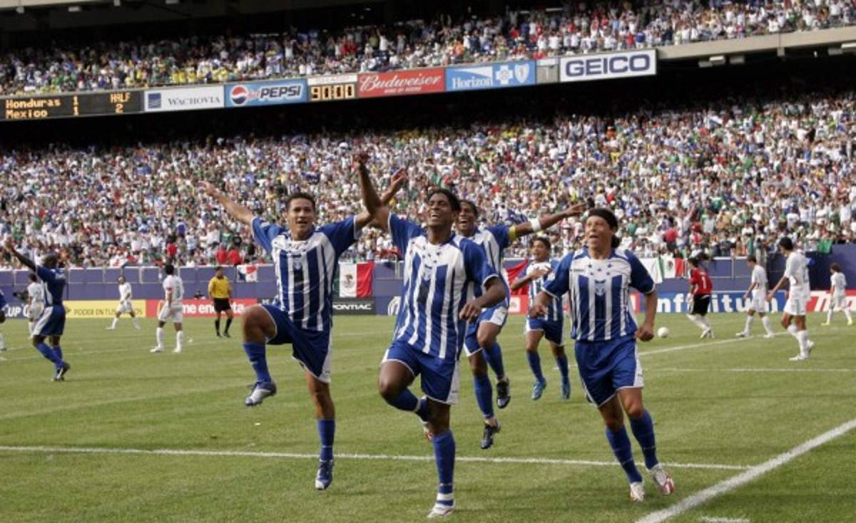 Las celebraciones curiosas y llamativas de Carlo Costly