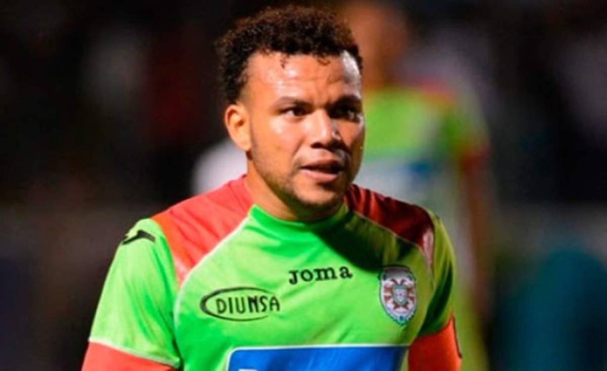 ¿A qué edad se retiraron los grandes futbolistas de Honduras? Algunos se fueron jovencitos