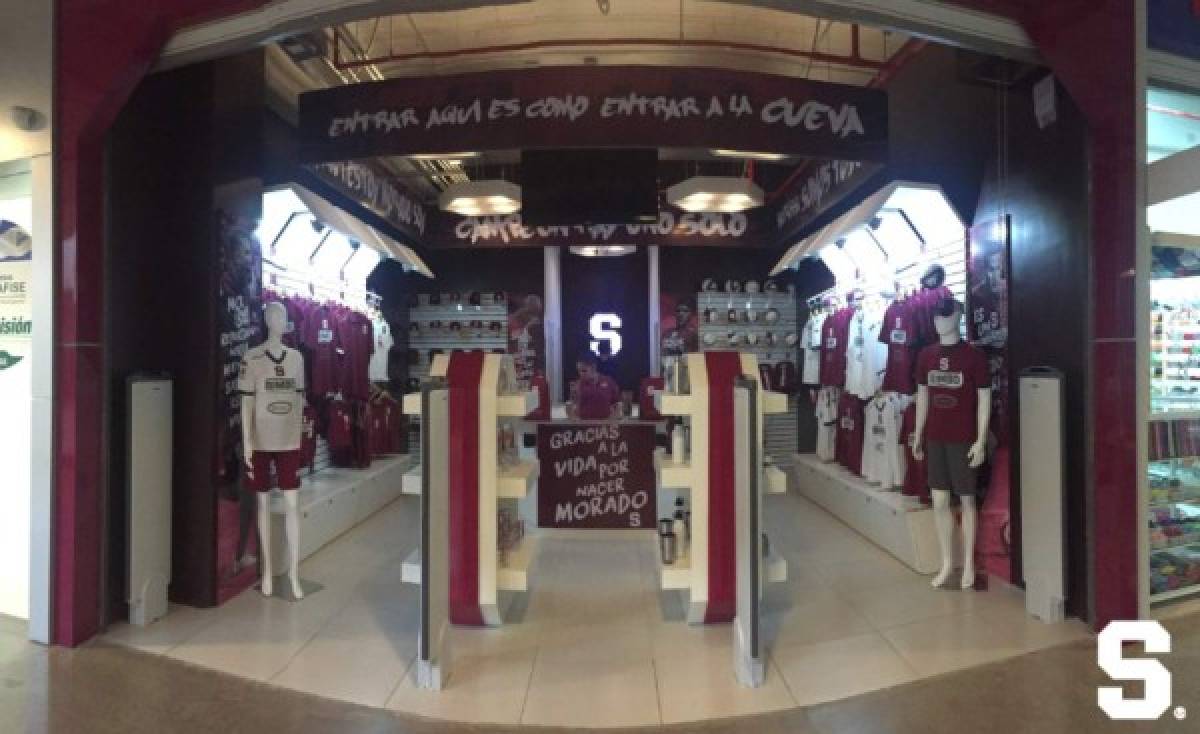 ¿Y los clubes de Honduras? El Saprissa de Costa Rica abre tres nuevas tiendas oficiales