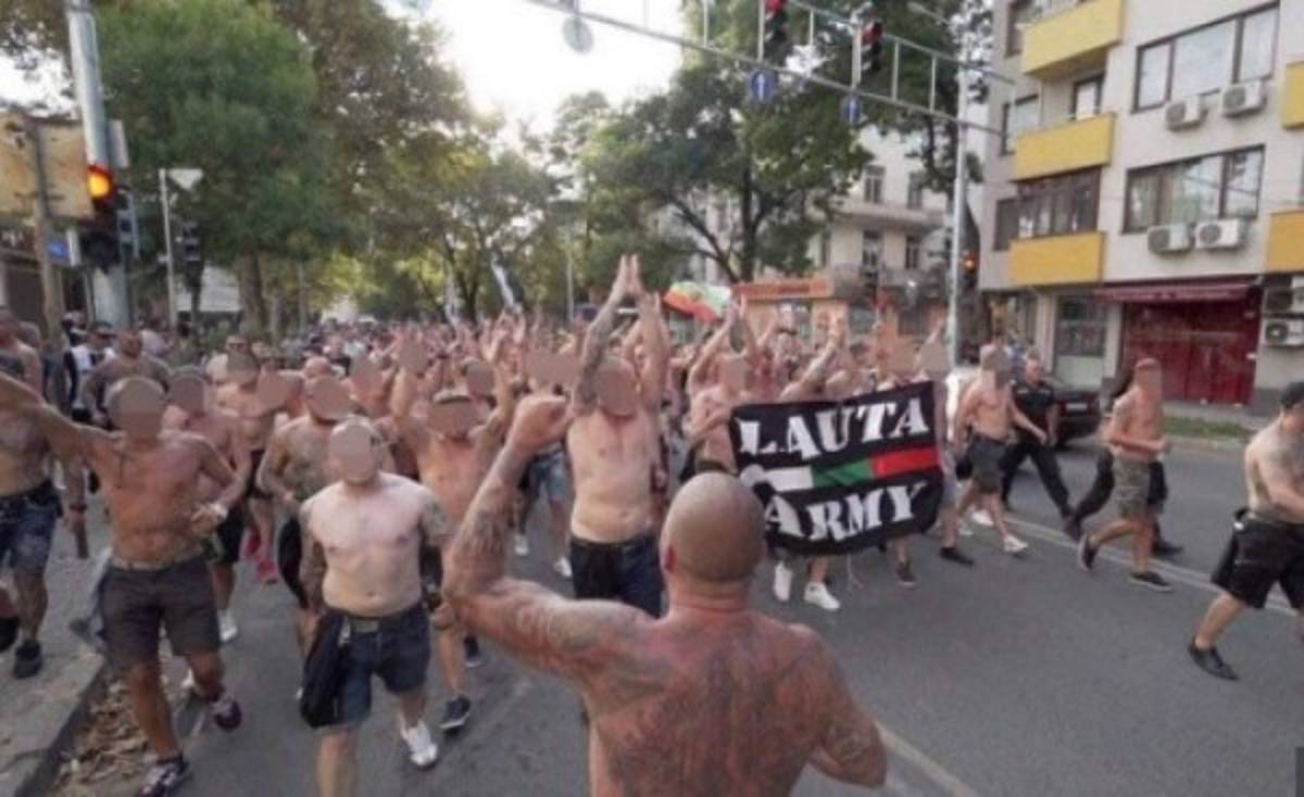 ¡Repudiable! El mundo oscuro de los hinchas búlgaros; saludos nazis y estrictas reglas de violencia