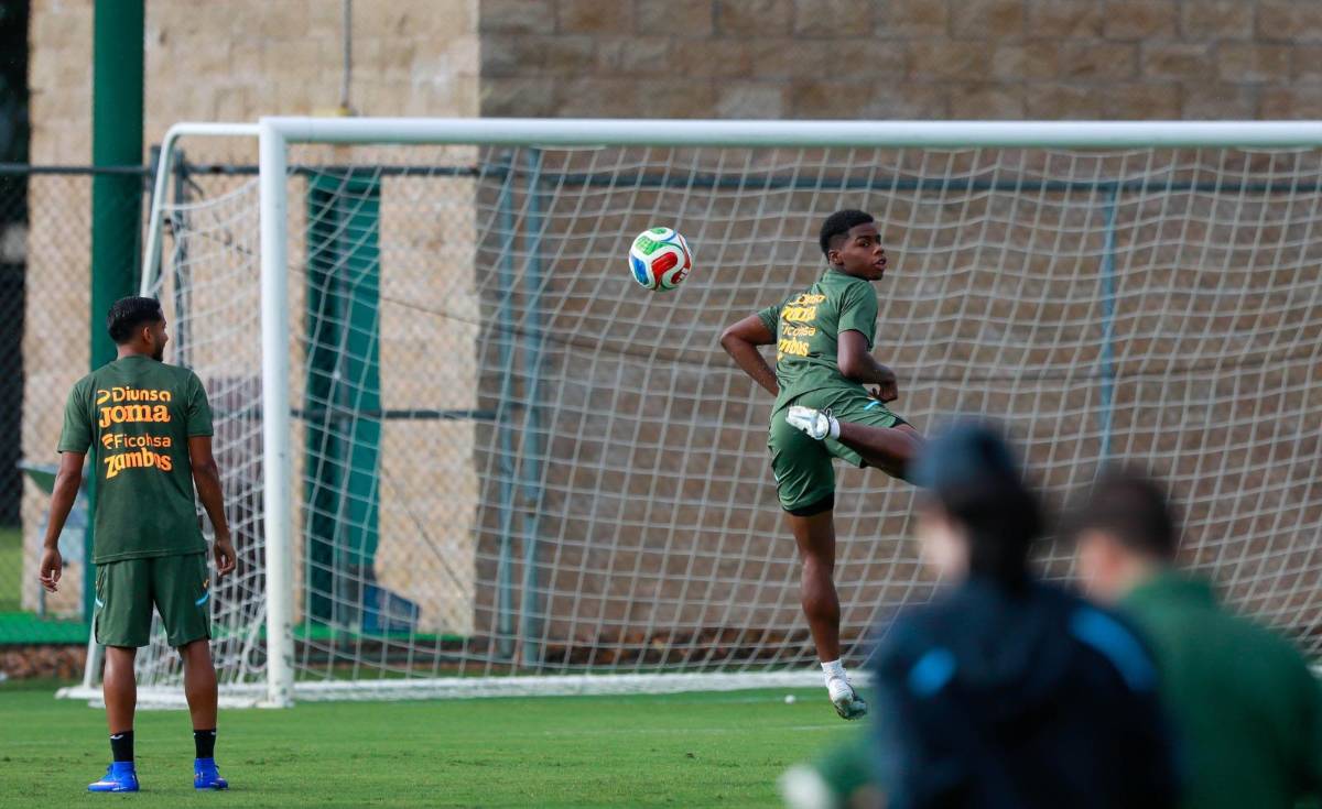 Keyrol bailó punta y la ausencia de un Olimpia: así fue el tercer entreno de Honduras