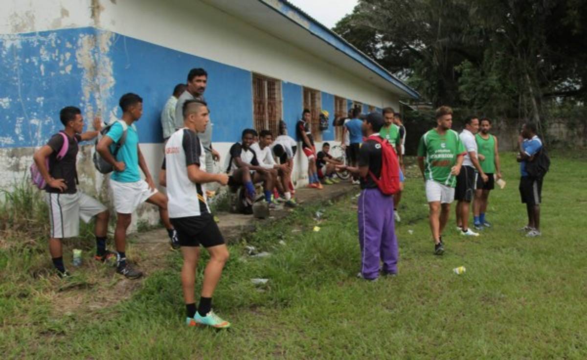 Dos individuos en motocicleta asaltan sede del Victoria en La Ceiba