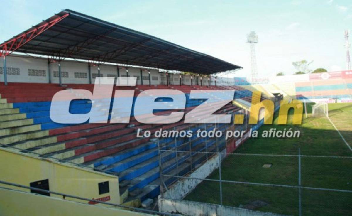 Qué tristeza: Así luce un viejo y deteriorado estadio de La Ceiba