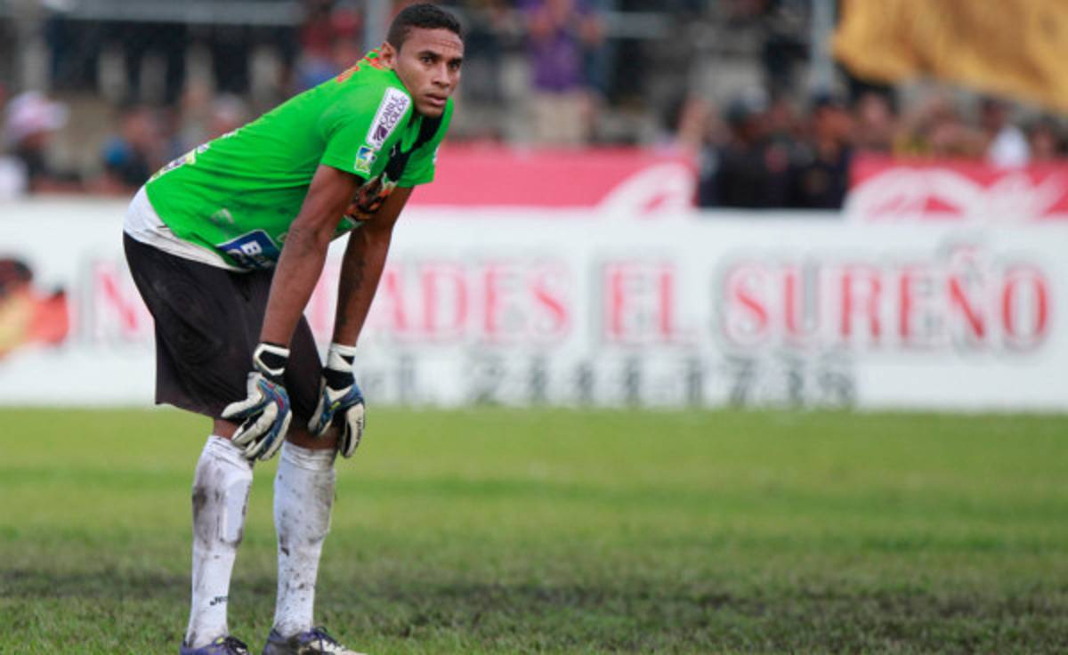 Sandro Cárcamo, suplente 55 partidos después