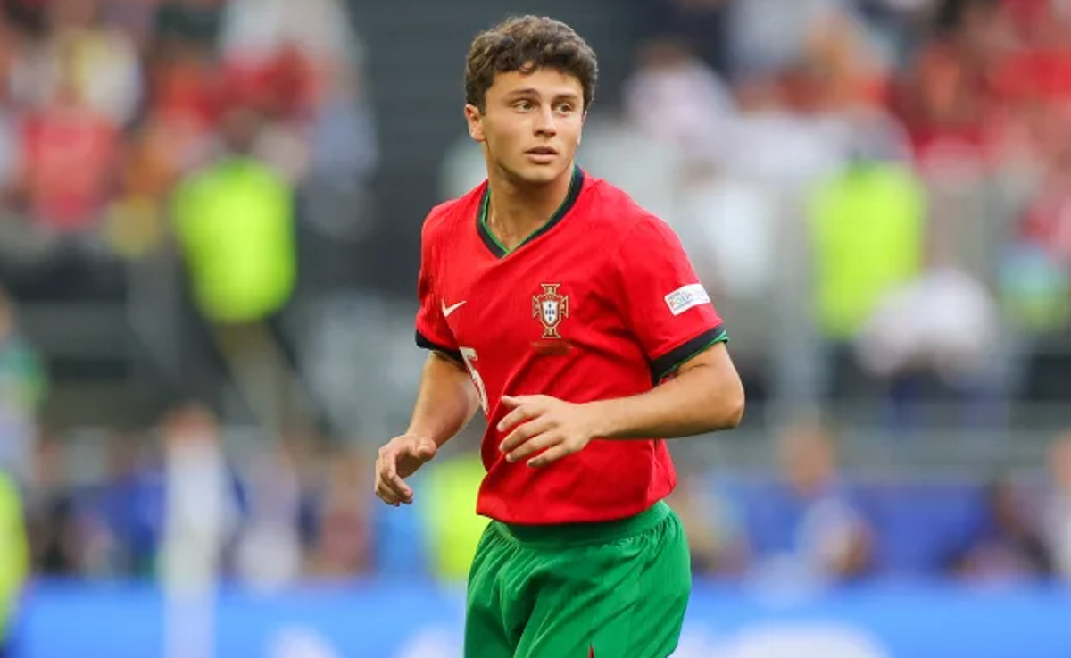 Di María dio un giro radical y la bomba de Balotelli; futbolista deja el Manchester City y el anuncio de Lunin