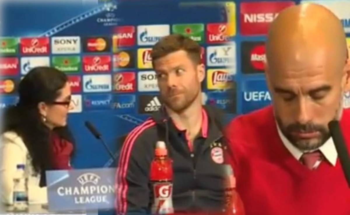 VIDEO: Traductora vuelve locos a Guardiola, Xabi y Simeone