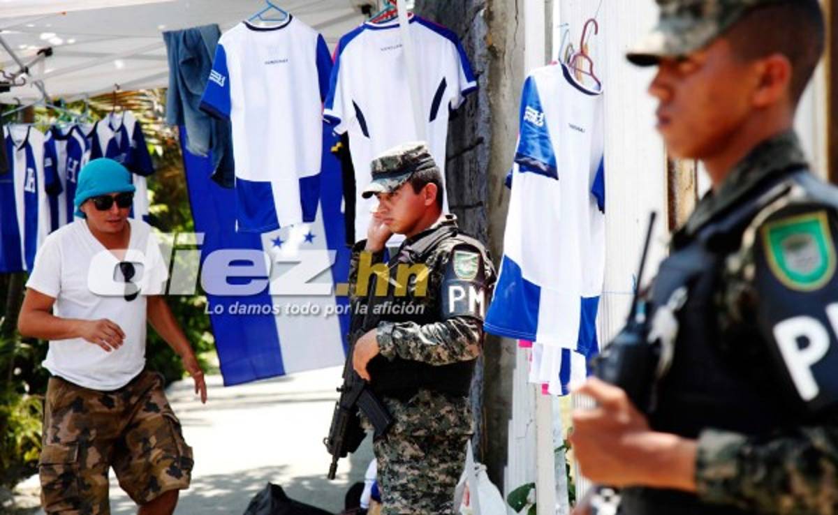 Así vive San Pedro Sula el duelo Honduras-El Salvador