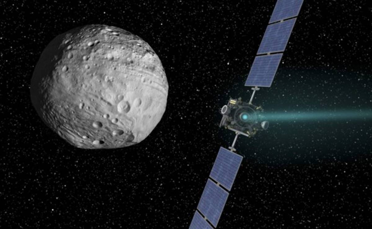 Nave de la NASA llega por primera vez a planeta enano