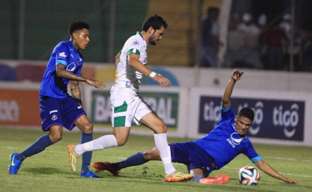 VIDEO: El controversial penal que clasificó a Platense a la final