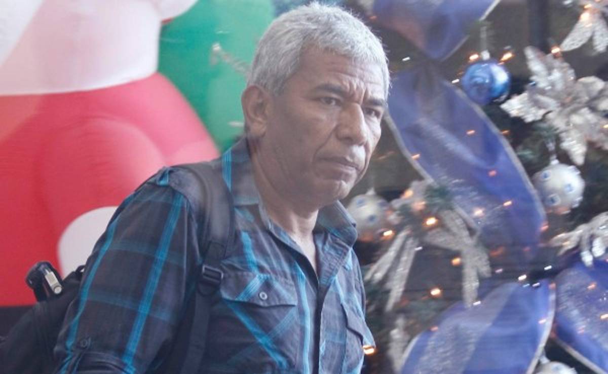 Castellón: 'Me llamaron de Real España antes de las semifinales'