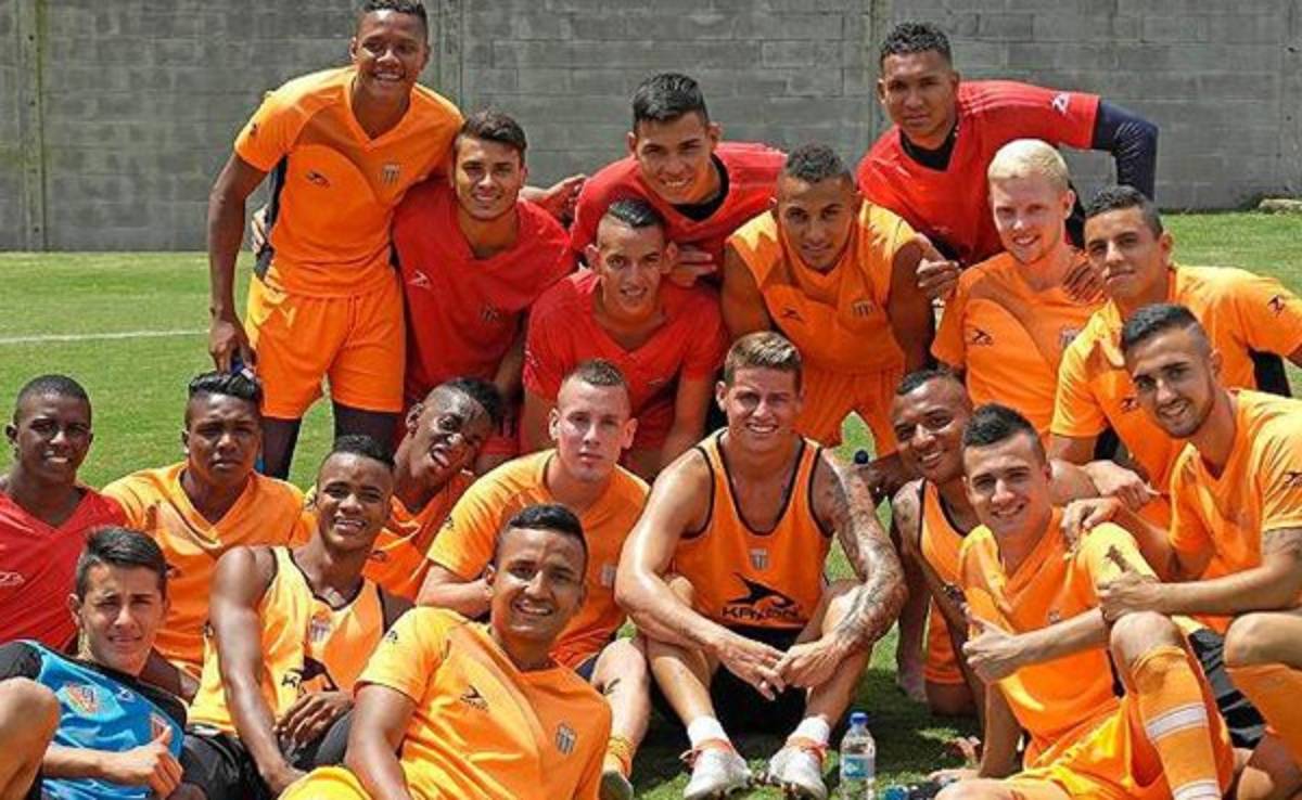 James Rodríguez se entrena con Envigado, club en el que inició su carrera