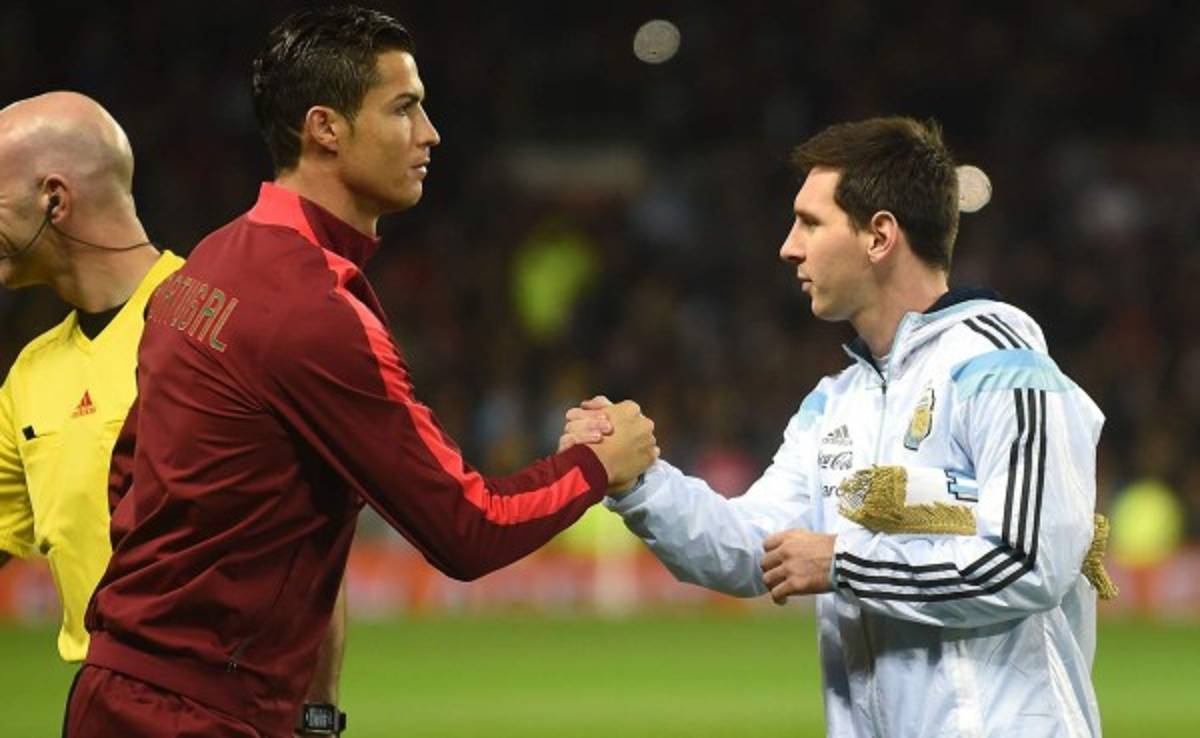 VIDEO: El afectuoso saludo entre Messi y Cristiano Ronaldo