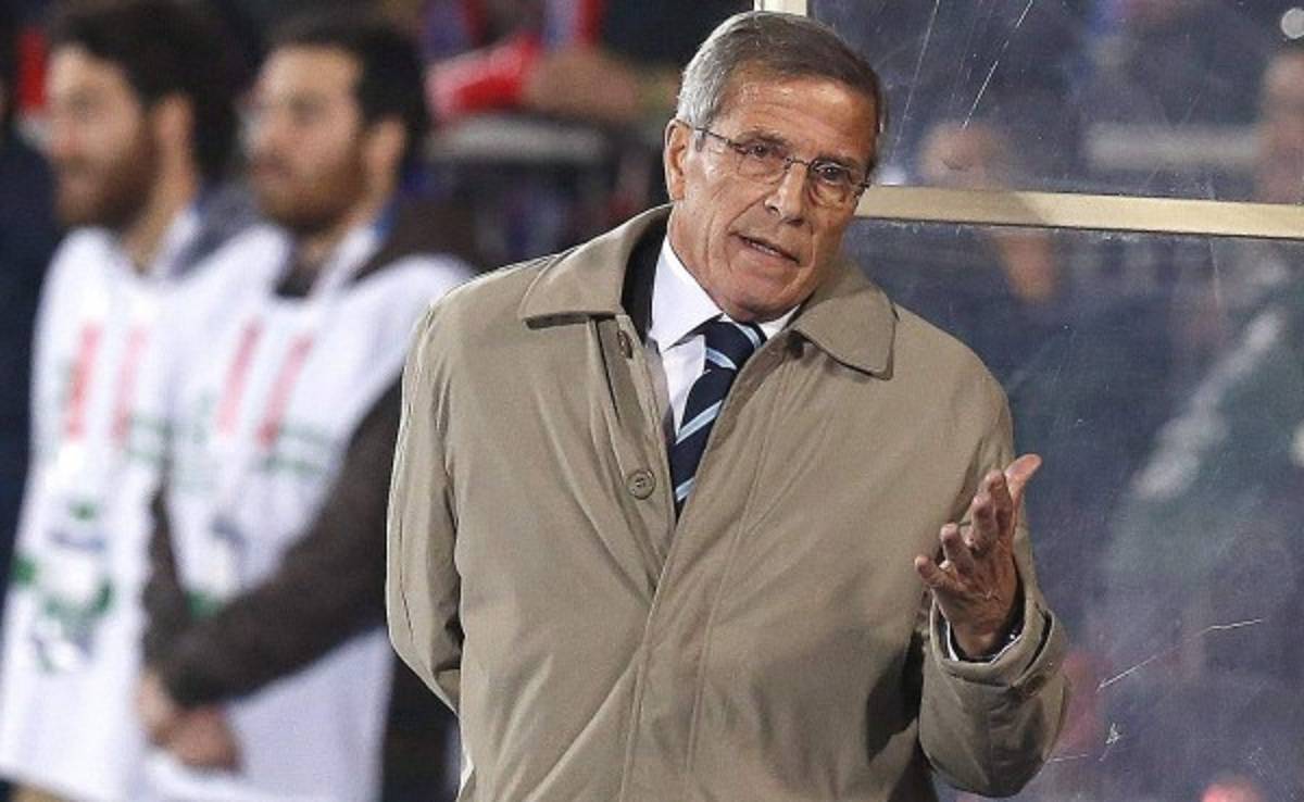 Tabárez: 'Si me pasa a mí lo de Cavani, reacciono'