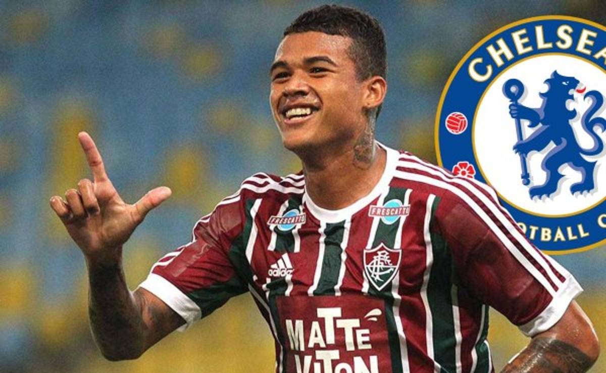 El Chelsea firma al delantero brasileño Kenedy
