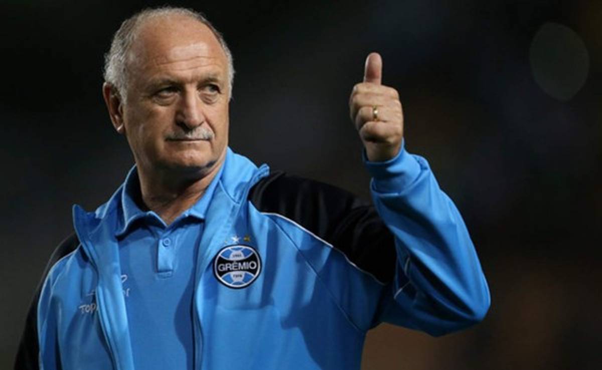Scolari dimite como entrenador del Gremio